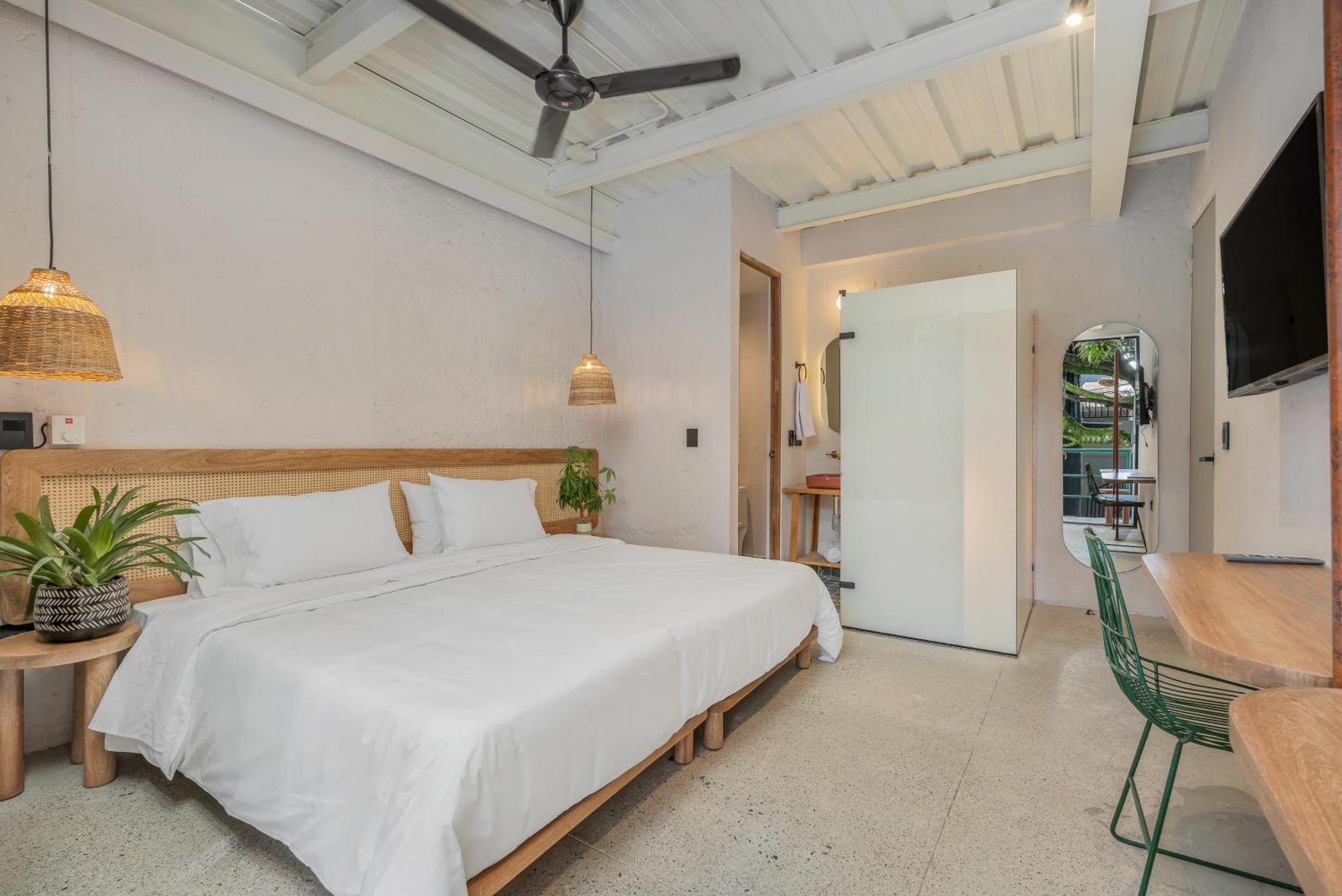 Botanica Casa Hotel Manila By Housy Host Меделин Екстериор снимка