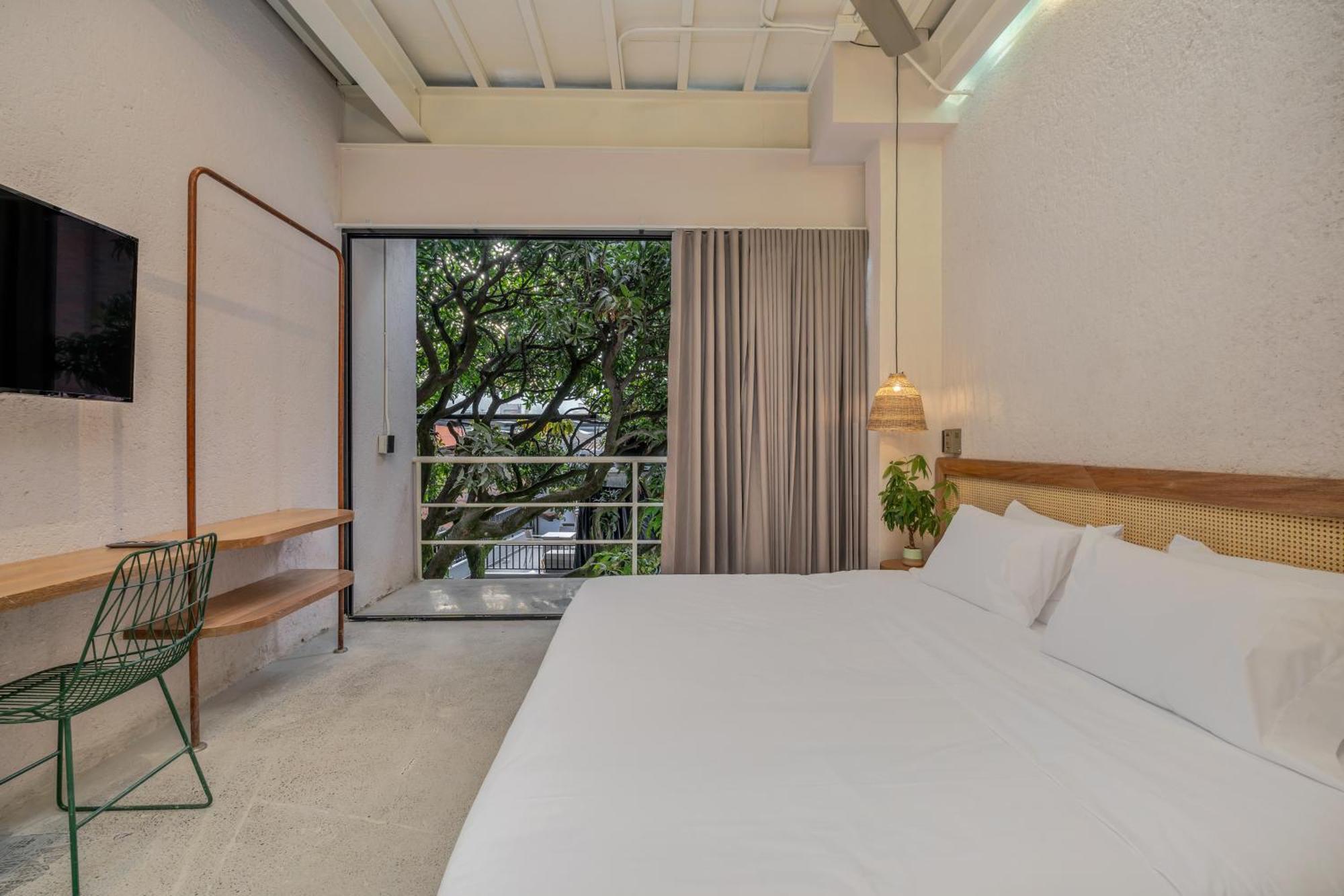 Botanica Casa Hotel Manila By Housy Host Меделин Екстериор снимка