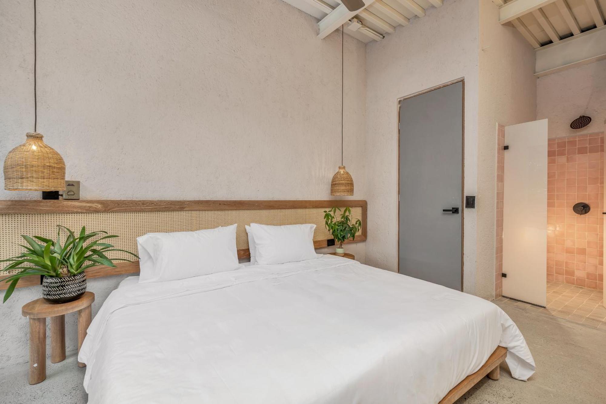 Botanica Casa Hotel Manila By Housy Host Меделин Екстериор снимка